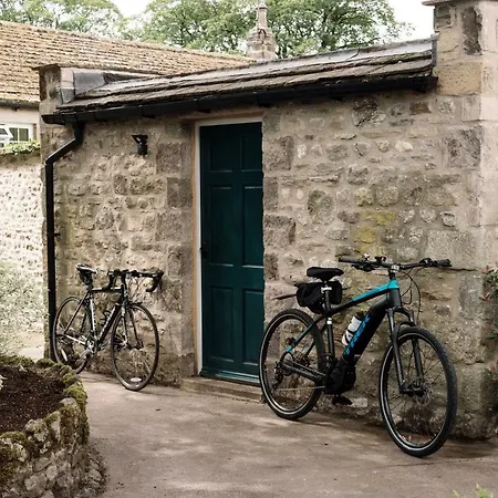 The Rectory Rooms, 2 *