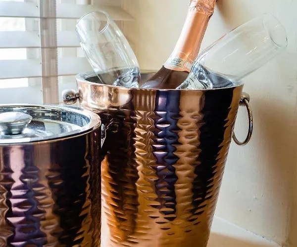 The Rectory Rooms, 2 アパート *